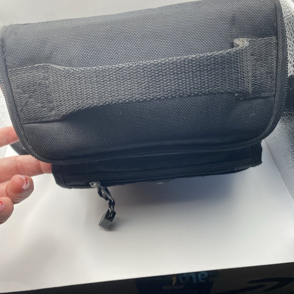 Samsonite Camera Bag Padded Small DSLR Point n Shoot Pockets Strap Black - Picture 2 of 10